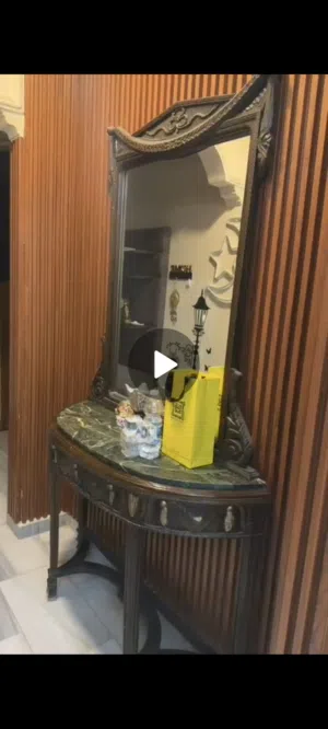 كونسول خشبزان ورخام ملون