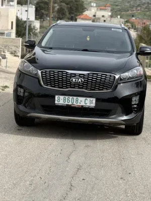 Used Kia Sorento in Nablus