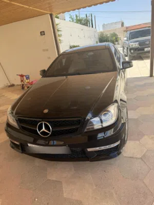 مرسيدس c180 كوبيه كت amg الأصلي  فحص كامل 4 جيد ماتور 1800cc
