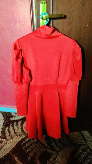 فستان سهره للبيع قماش ساتان