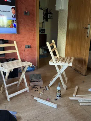 كرسي خشبي قابل للطي