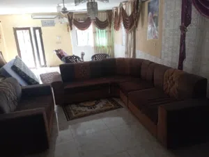 طقم كورنر للبيع جديد ولا خدش في للبيع 70دينار في مجال لا 65دينار بس.  موجود دير ابي سعيد