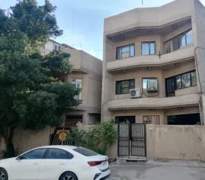 عقار للبيع
