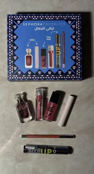 عطور ومكياج ومستحضرات تجميل وعطور ماركات وبراندات اصلية للبيع جملة ، شاملة البوكس الاصلي والملحقات