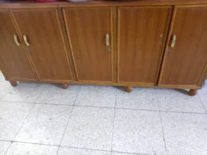 بوفية 5 بوب صاج يرهم عليها فراش