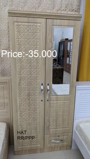 خزانة ذات بابين وثلاثة أبواب. Two and Three door cupboard