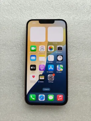 Apple iPhone 13 128 GB in Tripoli