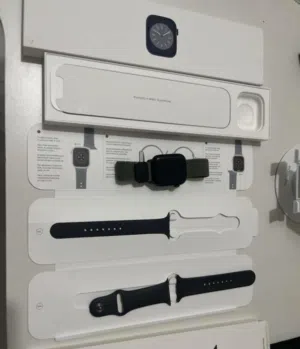 Apple smart watches for Sale in Fujairah