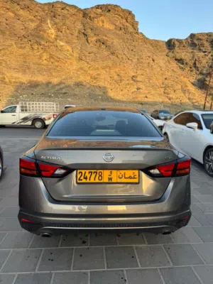 Used Nissan Altima in Muscat