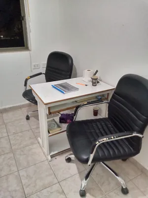 ‏أثاث مكتبي ‏.‏ مستعمل‏3