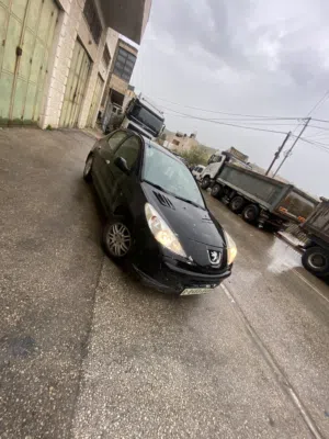 بيجو +206 موديل 2012 سعر ممتاز على الكاش كرتونه السياره بدها دهانات خفيفه