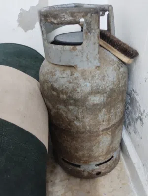 جرة غاز فارغه