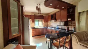 شقة مفروشة للإيجار – رام الله / شارع يافا – قريبة من وسط البلد