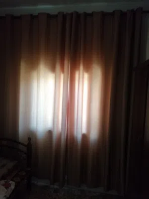 برادي. نظاف مع تل أبيض  مع جسور للبيع