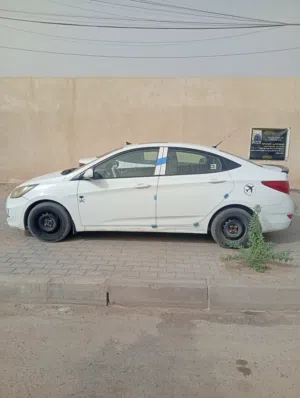 السلام عليكم اكسنت موديل 16 وارد خليجي بارد بل جاملغ امامي ودوسه صبغ فقط باقي كفاله تبريد تتفئه حداد