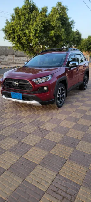 Used Toyota RAV 4 in Sana'a