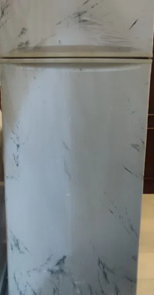 ثلاجة ماركة ارسيليك حجم كبير
