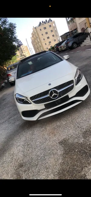مرسيدس-amg180-للبيع-بحالة-ممتازة