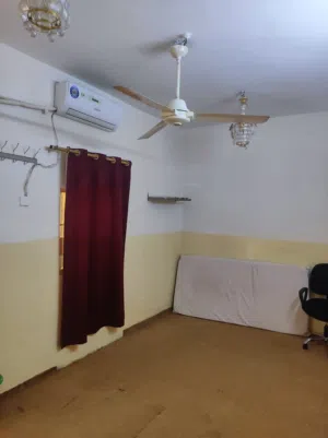 Single room for rent in wadi adai