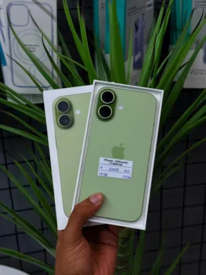 iPhone 17-256 GB Fine and Awesome working device- Good performance