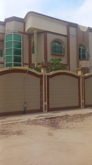 للايجار السنوى فيلا بالروضه 3 لقطه   For annual rent, a villa in Al Rawda 3