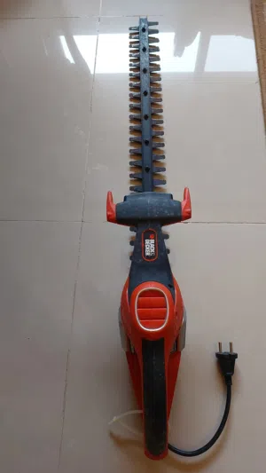 منشار شجر كهربائي بريطاني Black & Decker أصلي (بحالة الوكالة)