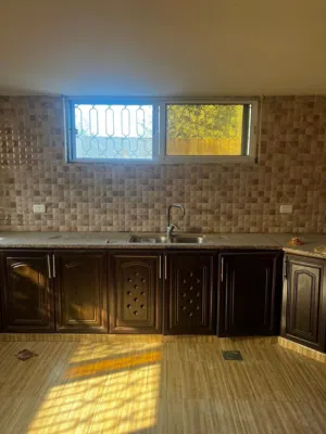 150 m2 3 Bedrooms Apartments for Rent in Irbid Al Quds Street
