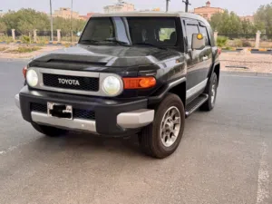 Used Toyota FJ in Kuwait City