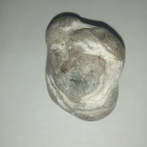 احجار كريمة ومتنوعة للبيع