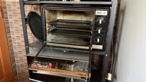 Other 25 - 29 Liters Microwave in Muscat