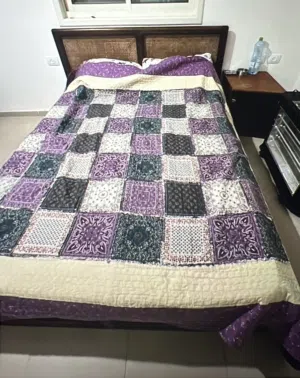 تخت خشب مجوز مع 2 كوميدينا