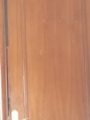 مطلوب بنت على خلق او سيدة متاح غرفة للسكن فورا
