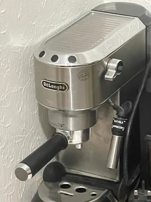 آلة قهوه ديلونجي