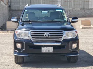 تويوتا لاندكروزر VXR موديل 2014 للبيع