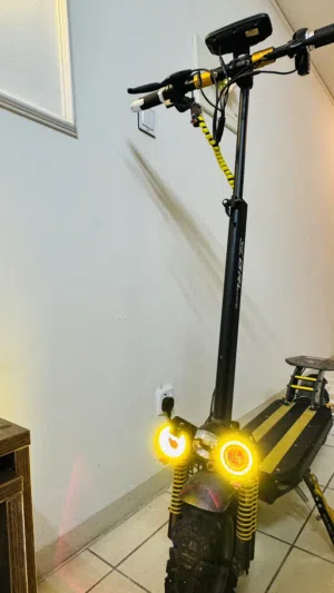 سكوتر كهربائي