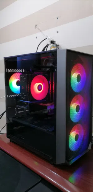 كمبيوتر كرت 3060ti معالج i5 12400f