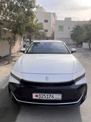 Used Toyota Crown in Northern Governorate