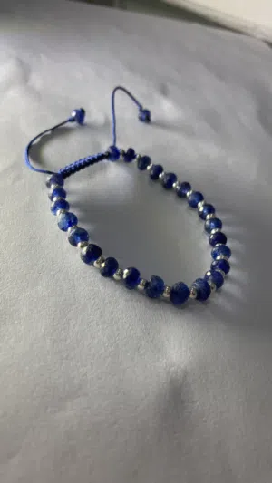 Natural Blue Sapphire Bracelet with Silver سوار ياقوت أزرق طبيعي مع فضة