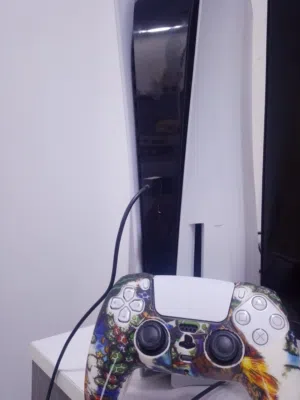 للبيع بلايستيشن 5 فات دسك PS5 Disc Edition