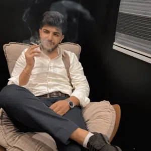 قصي. 
