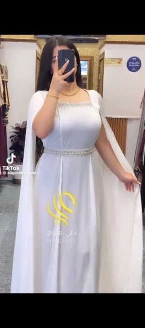 فستان خطوبه جديد ملبوس مره وحده