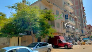 عقار مكون من تلات طوابق