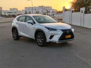 لكزس nx300 خليجي الفطيم بدون حوادث ولا صبغ نهائياً شبه جديد بأكياس وكالة