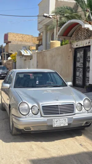 مارسدس ام عيون