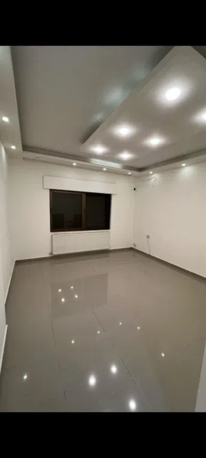 REF :14874 - شقة دوبلكس للبيع – ضاحية النخيل