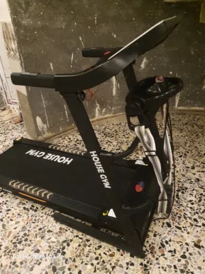 للبيع جهاز جري كهربائي شبه جديد