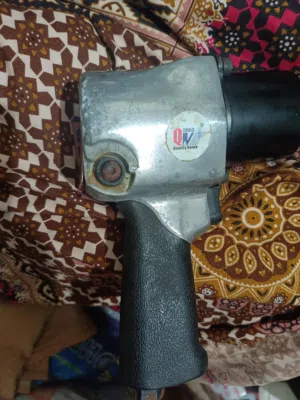 For sale tyre bolt gun  Working very very well