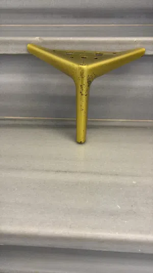 ارجل كنبايات - تسلا