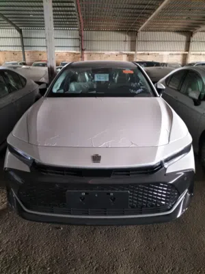 Toyota . Crown . 2026 . New4