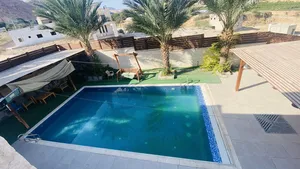 ‏أكثر من 6 غرف ‏.‏ أكثر من 6 حمامات ‏.‏ 200 م٢‏1